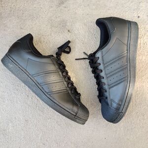 Adidas Superstar